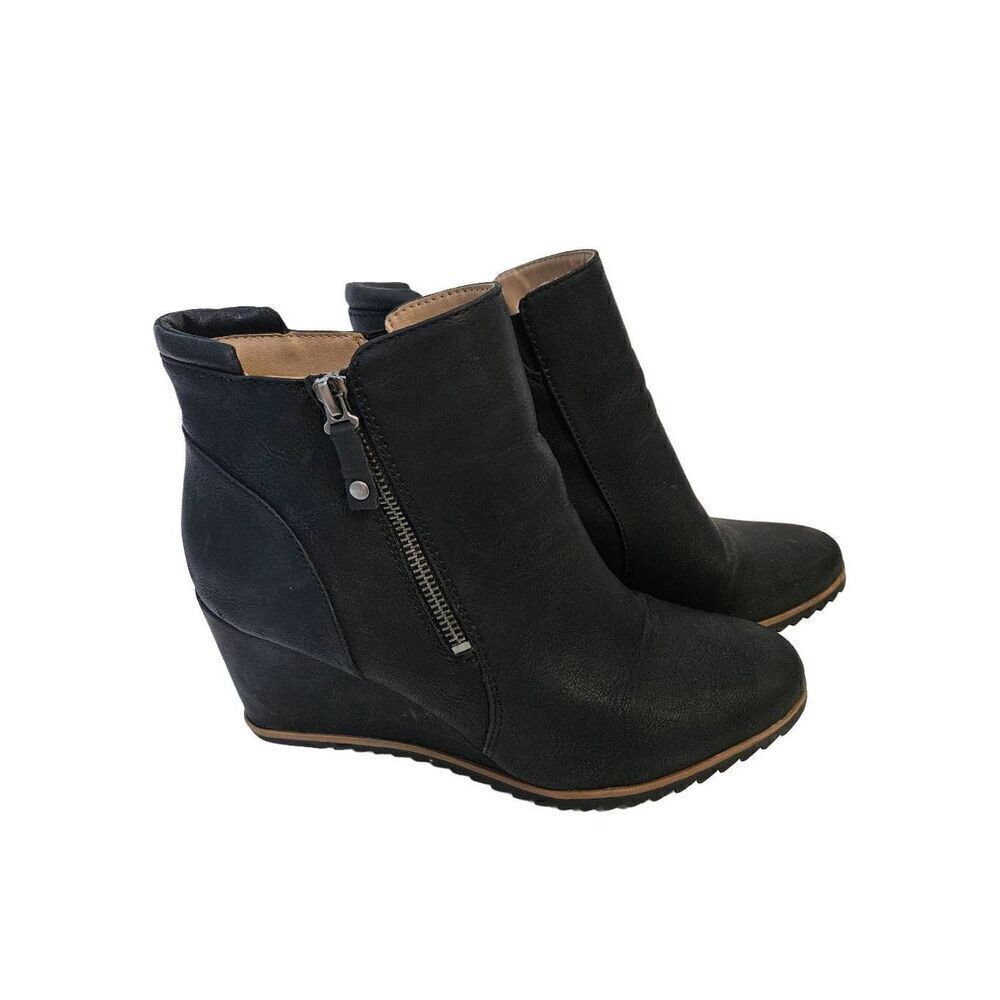 Naturalizer SOUL Haley black wedge bootie. Size 10M.